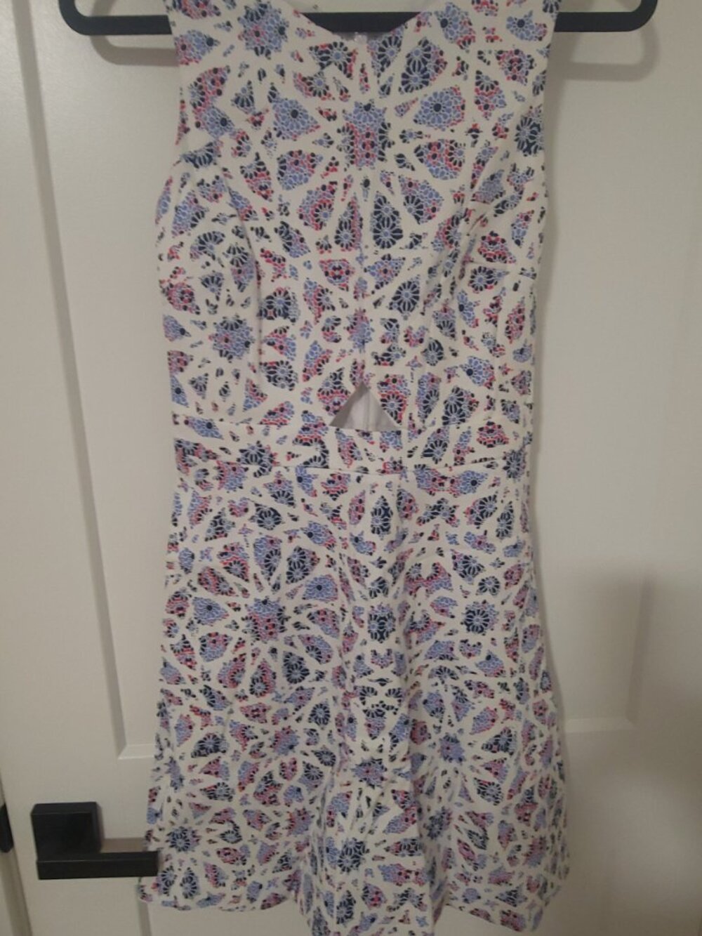 CeCe Floral Cutout A-Line Dress - Blue & White Abstract Print - Size 2 - Picture 3 of 5